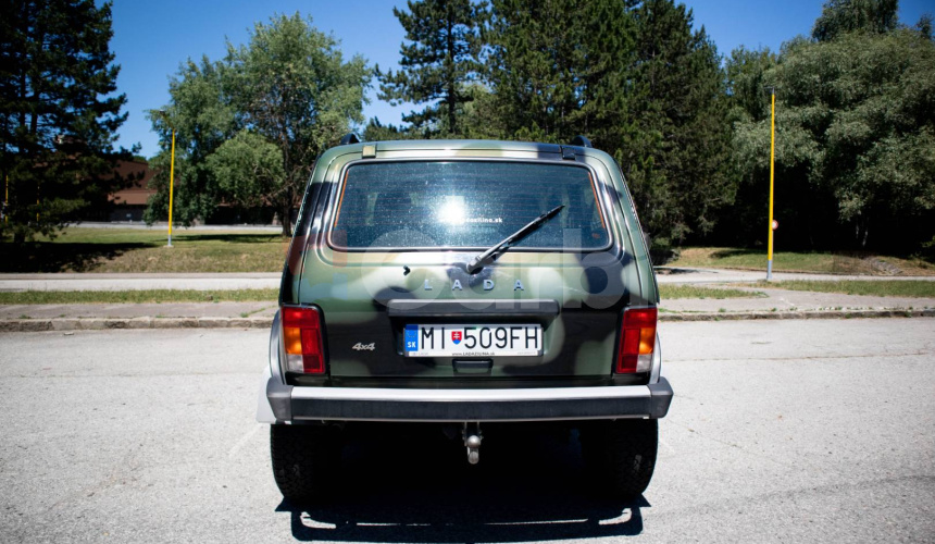 Lada Niva Bronto