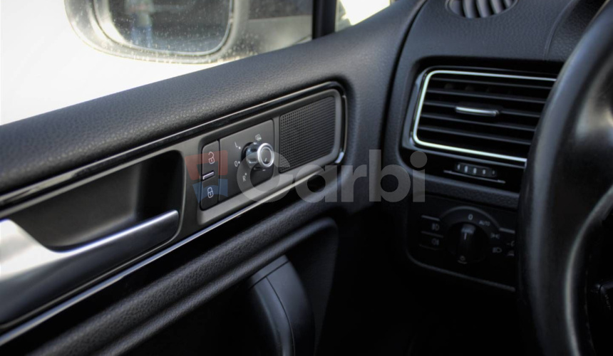Volkswagen Touareg II 3.0 V6 TDI 240k Premium 4Motion AT8