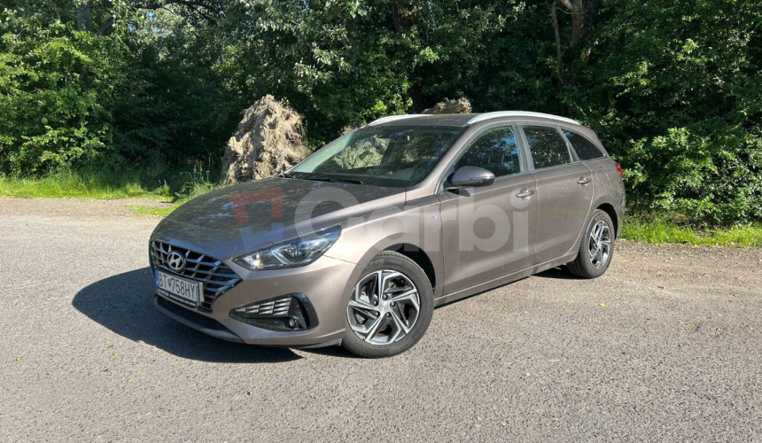 Hyundai i30 CW Family 48V Mild Hybrid 1,5T-GDi 117KW MT/6