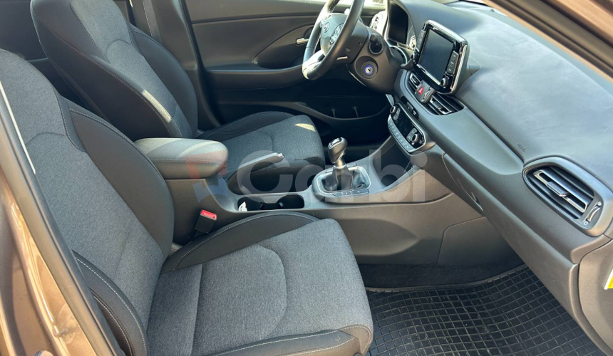 Hyundai i30 CW Family 48V Mild Hybrid 1,5T-GDi 117KW MT/6