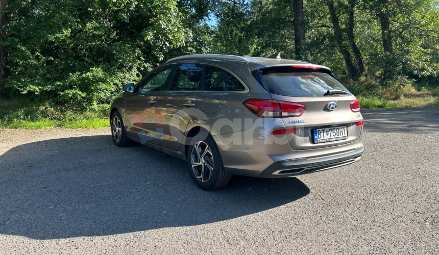Hyundai i30 CW Family 48V Mild Hybrid 1,5T-GDi 117KW MT/6