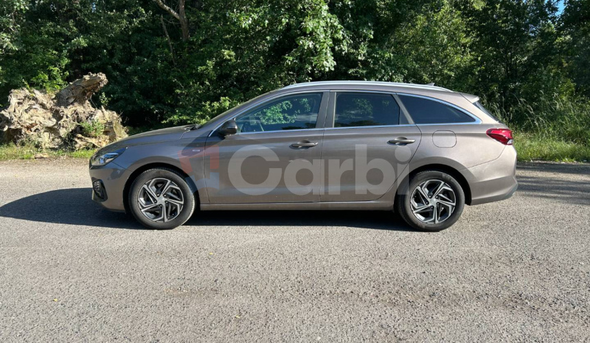 Hyundai i30 CW Family 48V Mild Hybrid 1,5T-GDi 117KW MT/6