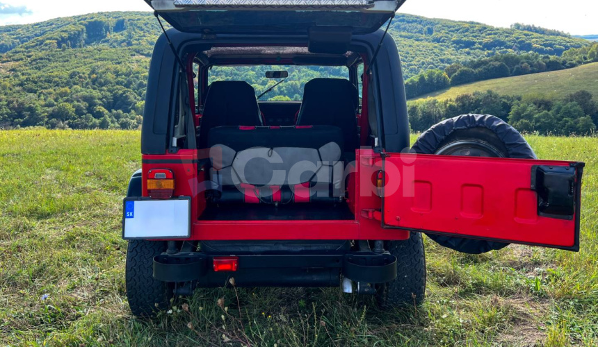 Jeep Wrangler 2.5 Benzín 90kw, 5MT