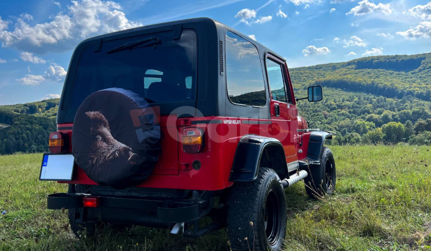 Jeep Wrangler 2.5 Benzín 90kw, 5MT