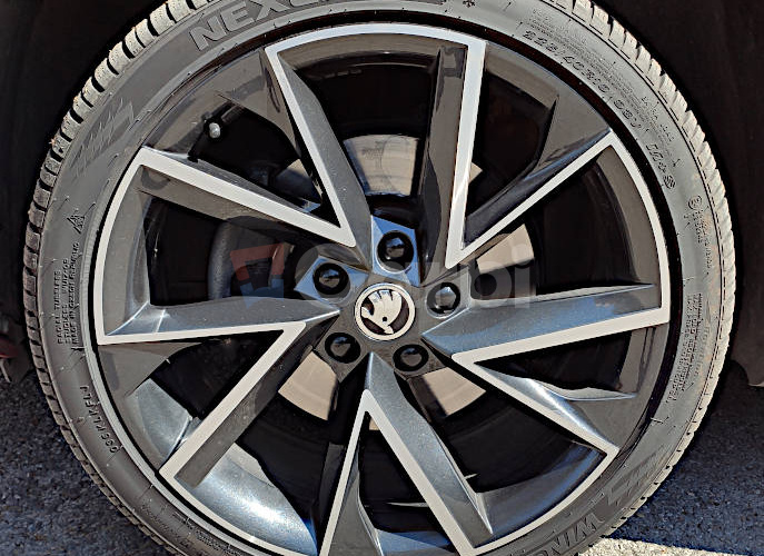 Škoda Karoq Sportline 1.5 TSI DSG