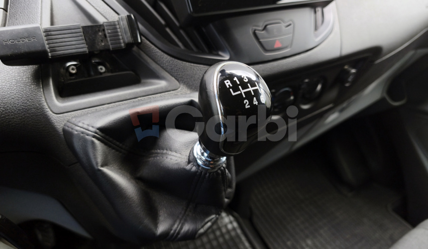 Ford Transit Custom 2.2 TDCi 9-Miestne