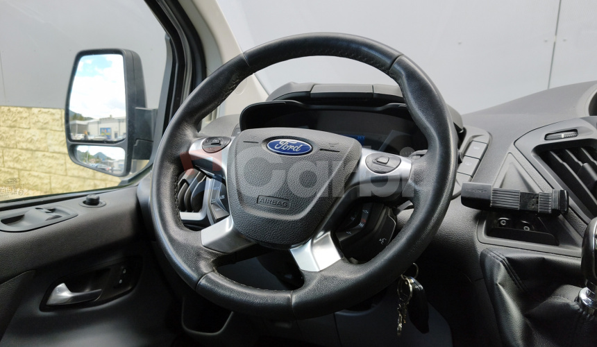 Ford Transit Custom 2.2 TDCi 9-Miestne