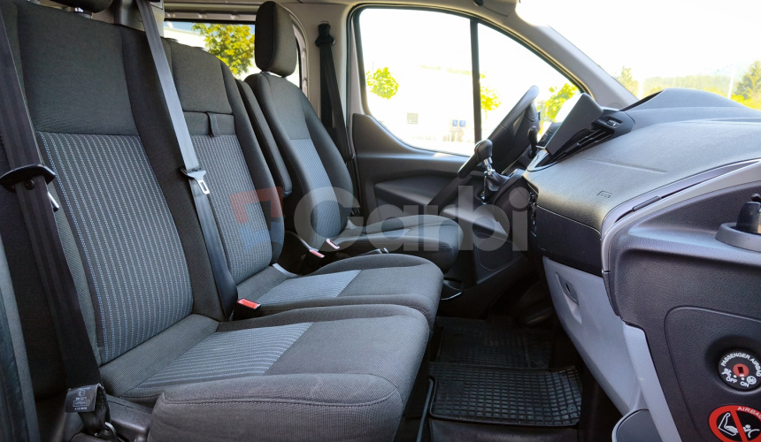 Ford Transit Custom 2.2 TDCi L2H1 9-Miestne