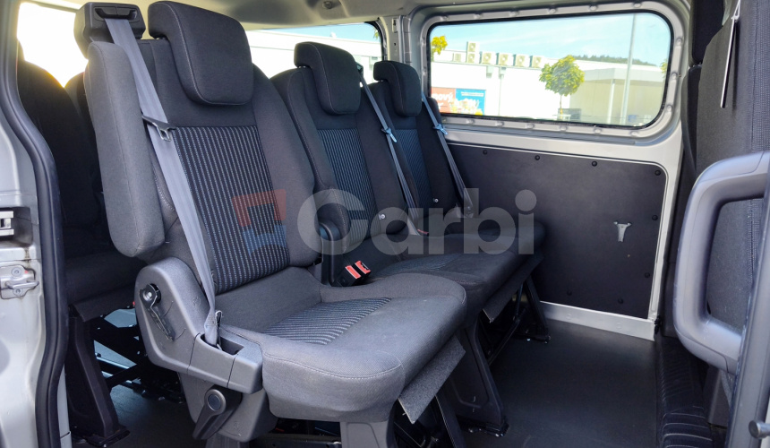 Ford Transit Custom 2.2 TDCi L2H1 9-Miestne