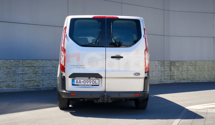 Ford Transit Custom 2.2 TDCi L2H1 9-Miestne