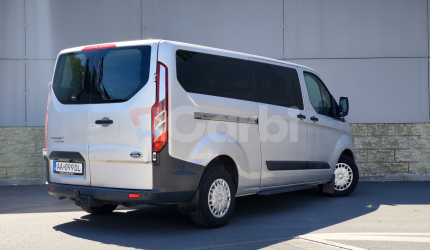 Ford Transit Custom 2.2 TDCi L2H1 9-Miestne