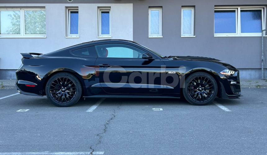Ford Mustang GT 5.0 manuál