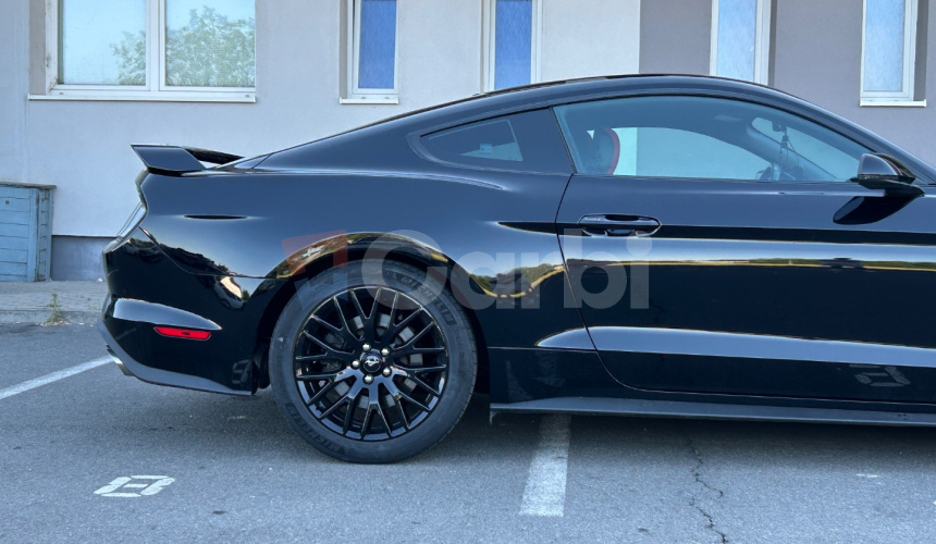 Ford Mustang GT 5.0 manuál