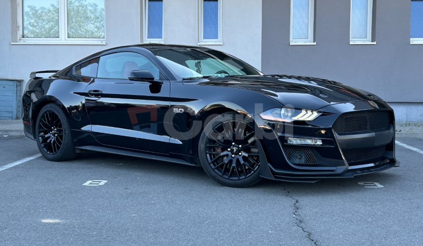 Ford Mustang GT 5.0 manuál