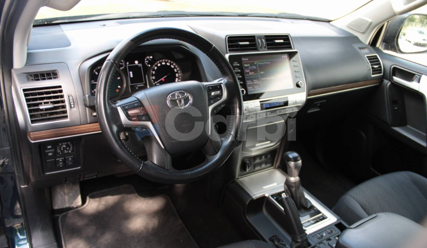Toyota Land Cruiser 2.8 D-4D 204 Comfort A/T 4x4