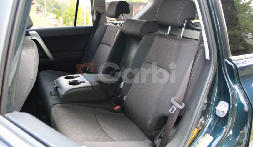 Toyota Land Cruiser 2.8 D-4D 204 Comfort A/T 4x4