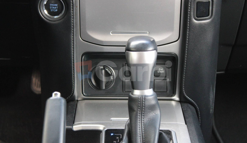 Toyota Land Cruiser 2.8 D-4D 204 Comfort A/T 4x4