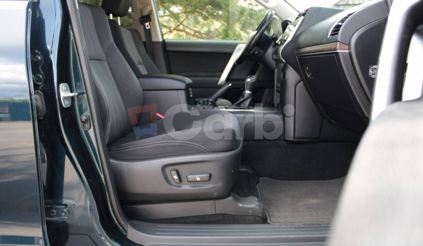 Toyota Land Cruiser 2.8 D-4D 204 Comfort A/T 4x4