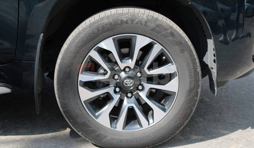 Toyota Land Cruiser 2.8 D-4D 204 Comfort A/T 4x4