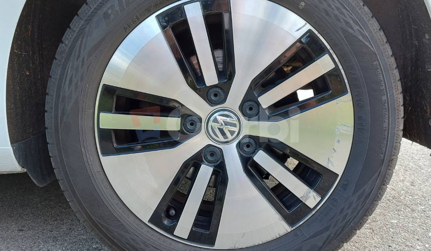 Volkswagen Golf e