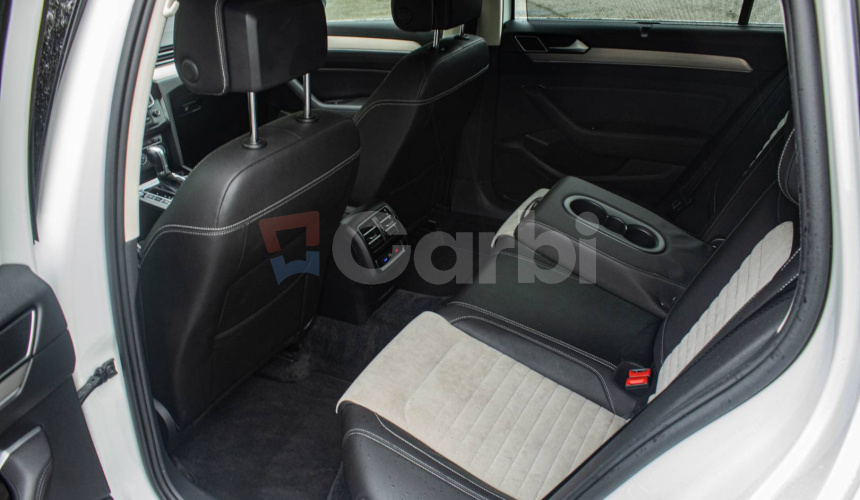 Volkswagen Passat Variant 2.0 BiTDI 240k BMT Highline 4MOTION DSG Busin