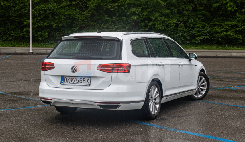 Volkswagen Passat Variant 2.0 BiTDI 240k BMT Highline 4MOTION DSG Busin