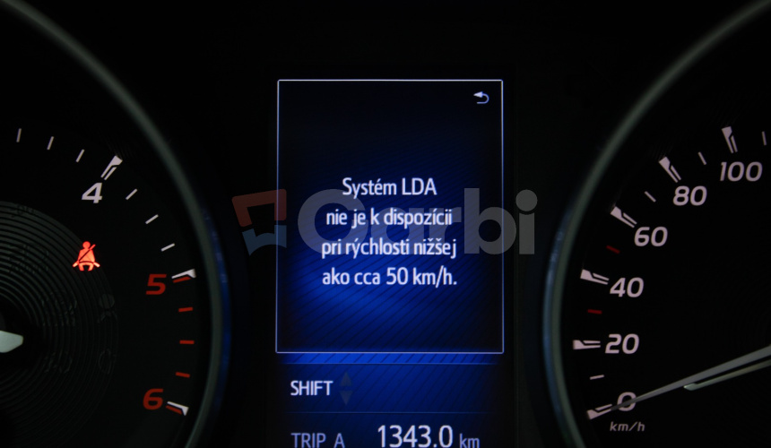 Toyota Avensis Combi 2.0 D-4D S&S Executive, Slovenské, pravidelný servis, kamera