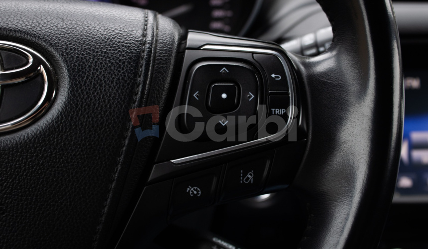 Toyota Avensis Combi 2.0 D-4D S&S Executive, Slovenské, pravidelný servis, kamera