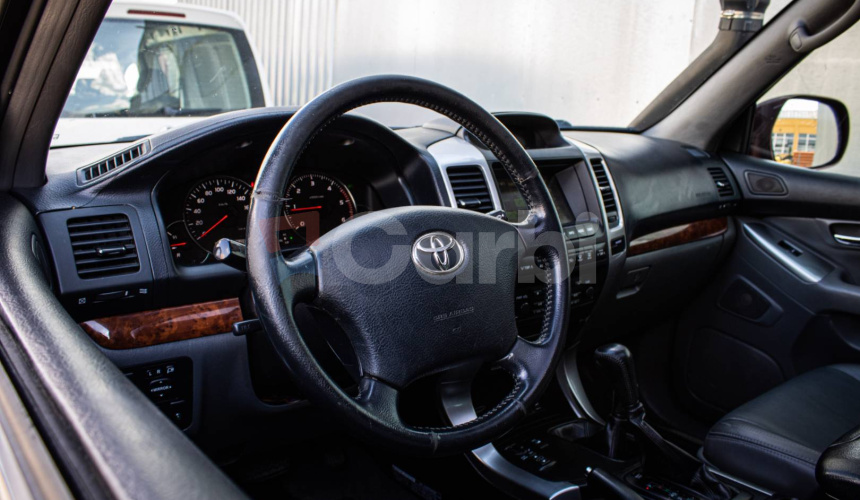 Toyota Land Cruiser 3.0 D-4D Lux+ A/T