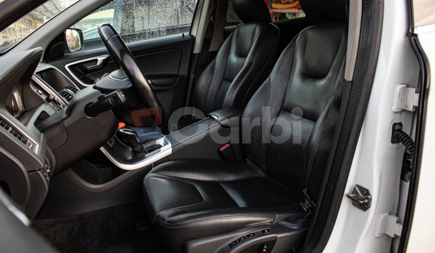 Volvo XC60 D4 2.0L Drive-E Ocean Race Geartronic