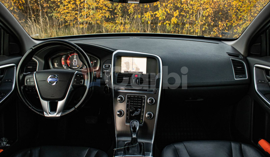 Volvo XC60 D4 2.0L Drive-E Ocean Race Geartronic