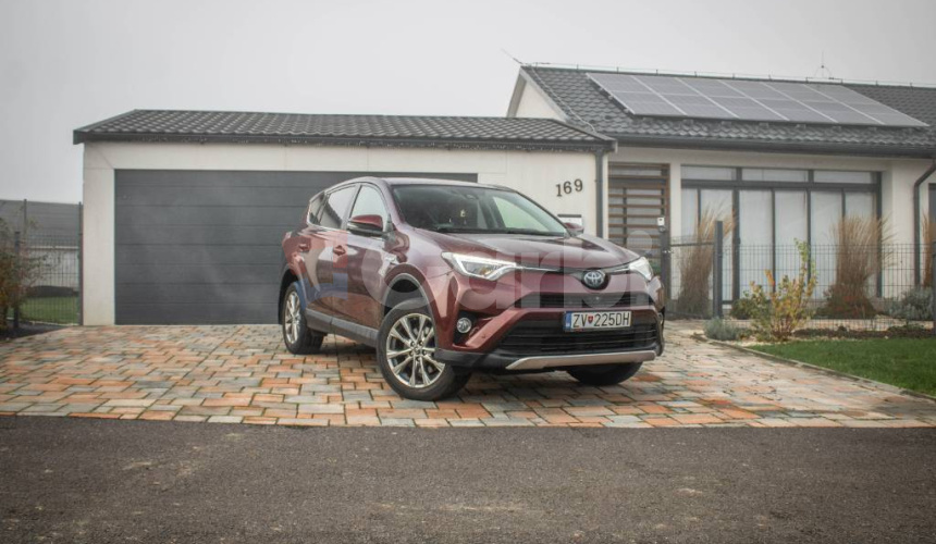 Toyota RAV4 Benzín/LPG/HEV