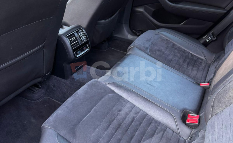 Volkswagen Passat 2.0 BiTDI DSG 4-Motion Highline
