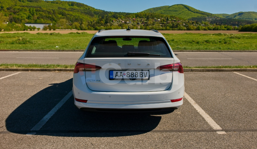 Škoda Octavia Combi 2.0 TDI SCR 150k 7st. DSG automat Nelakované