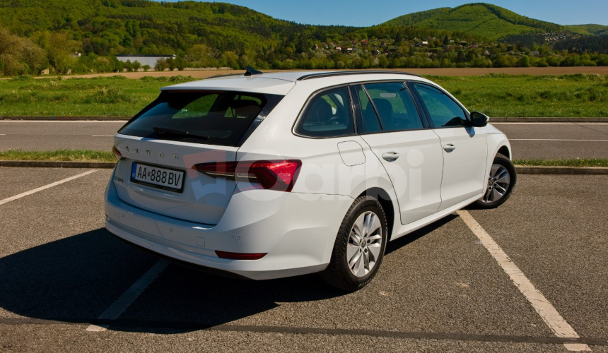 Škoda Octavia Combi 2.0 TDI SCR 150k 7st. DSG automat Nelakované