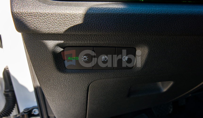 Škoda Octavia Combi 2.0 TDI SCR 150k 7st. DSG automat Nelakované