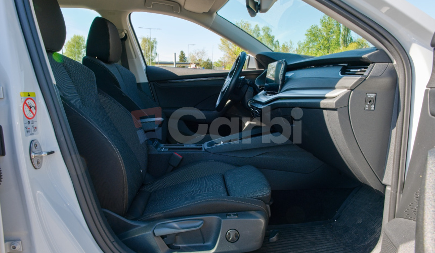 Škoda Octavia Combi 2.0 TDI SCR 150k 7st. DSG automat Nelakované