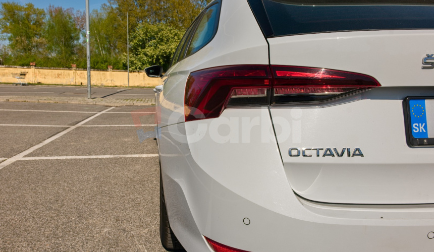 Škoda Octavia Combi 2.0 TDI SCR 150k 7st. DSG automat Nelakované