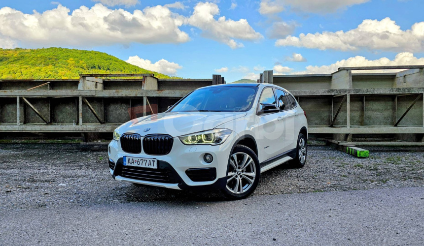 BMW X1 sDrive 18d Sport Line A/T