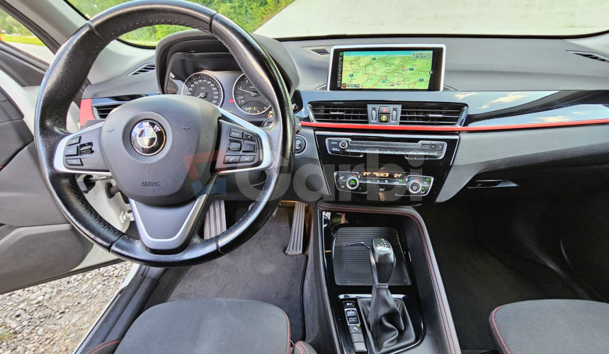 BMW X1 sDrive 18d Sport Line A/T