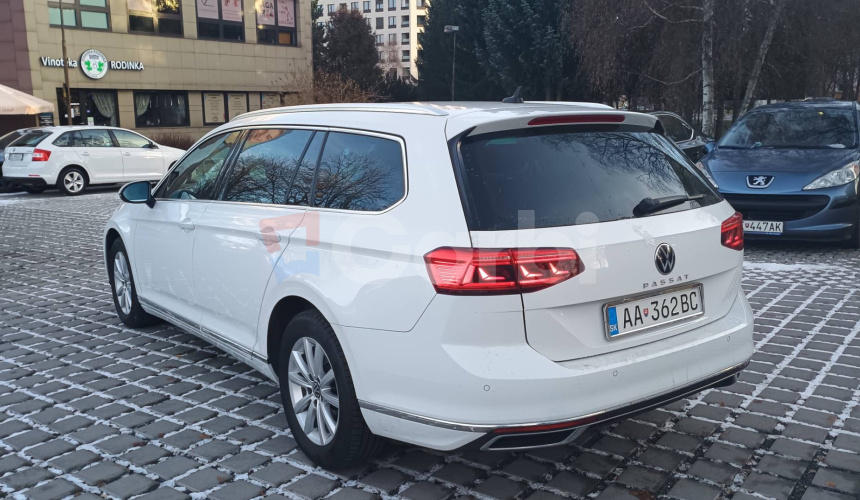 Volkswagen Passat Variant 2.0 TDI EVO Business DSG