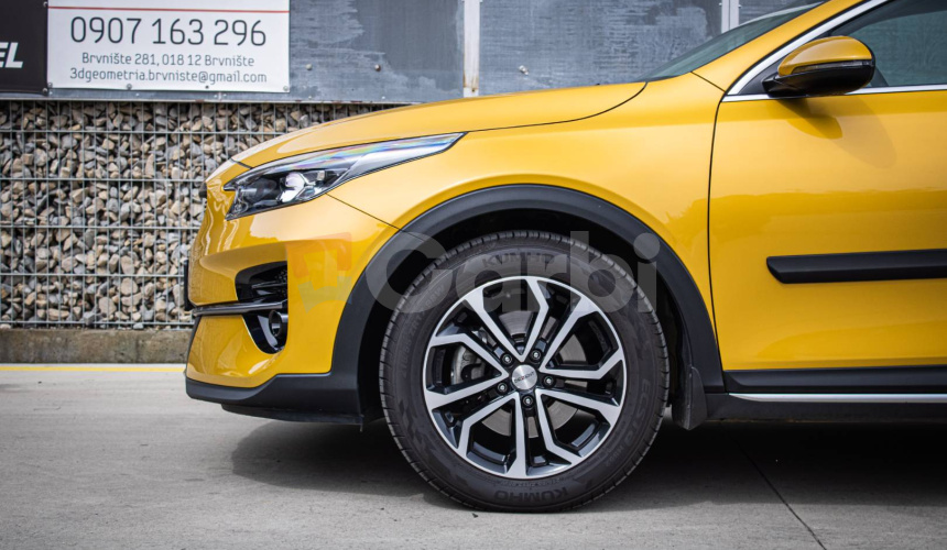 Kia XCeed 1.4 T-GDi Gold, 1. majiteľ, slovenské, nelakované