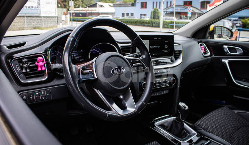 Kia XCeed 1.4 T-GDi Gold, 1. majiteľ, slovenské, nelakované