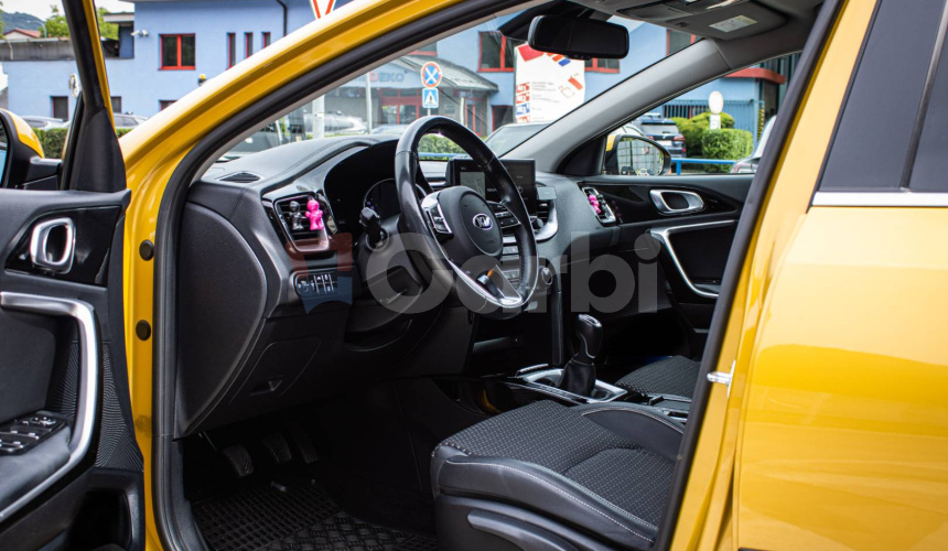 Kia XCeed 1.4 T-GDi Gold, 1. majiteľ, slovenské, nelakované