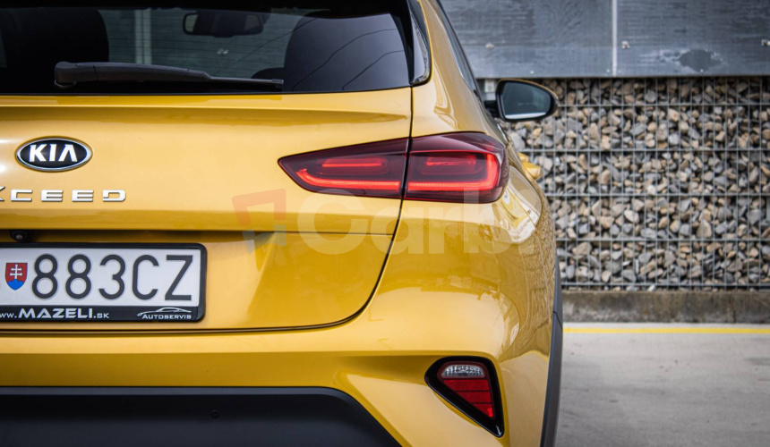 Kia XCeed 1.4 T-GDi Gold, 1. majiteľ, slovenské, nelakované
