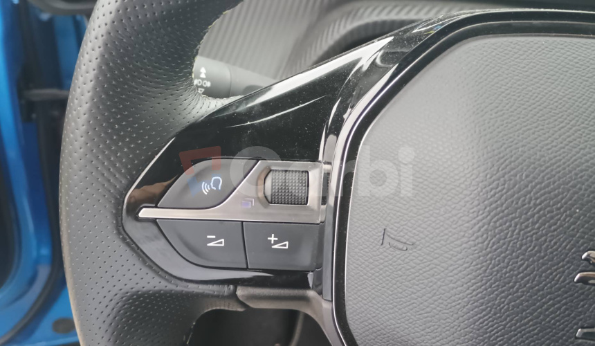 Peugeot 2008 e- GT Pack 136k