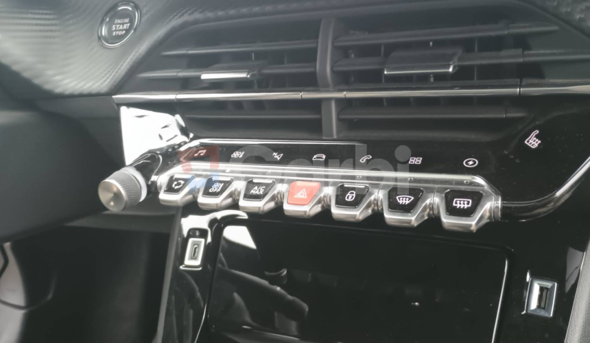 Peugeot 2008 e- GT Pack 136k