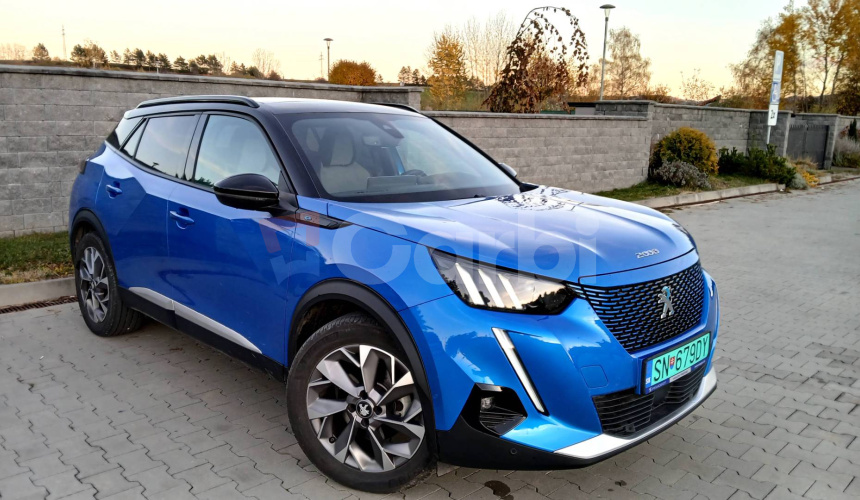 Peugeot 2008 e- GT Pack 136k