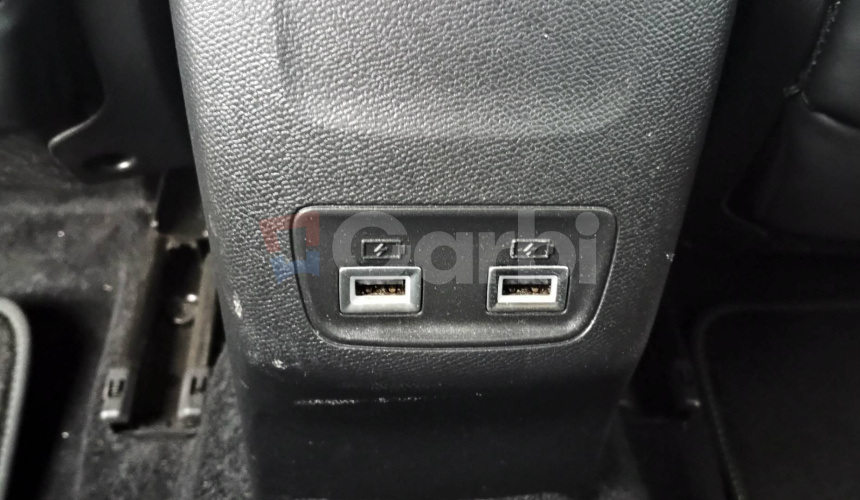 Peugeot 2008 e- GT Pack 136k