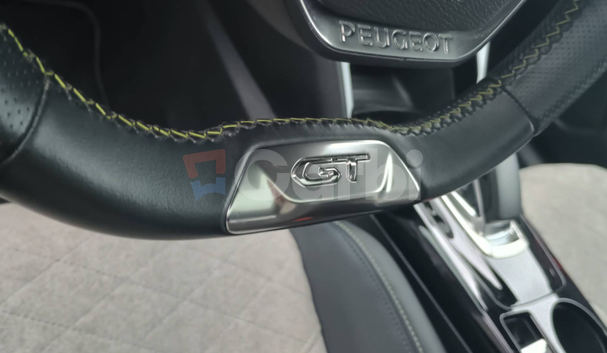 Peugeot 2008 e- GT Pack 136k